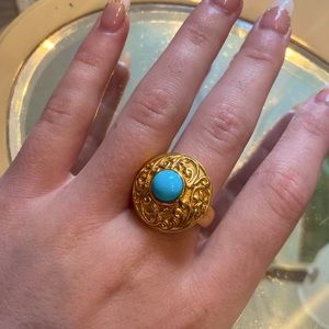 Vintage turquoise and gold ring